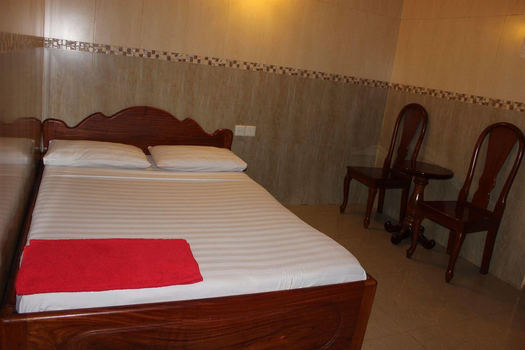 Lucky 1 Guesthouse Phnom Penh Exterior foto